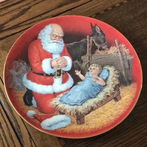 The Kneeling Santa Plate First Edition